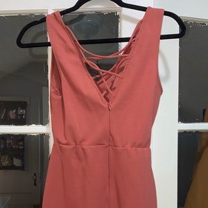 Medium dress dark coral, form fitting.